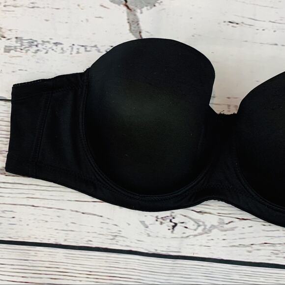 Black strapless underwire bra - Picture 2 of 10